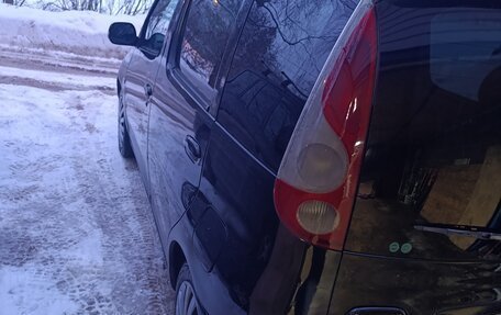 Toyota FunCargo, 2001 год, 300 000 рублей, 26 фотография