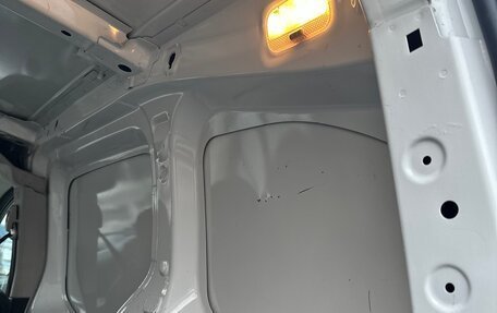 Peugeot Partner II рестайлинг 2, 2011 год, 520 000 рублей, 9 фотография