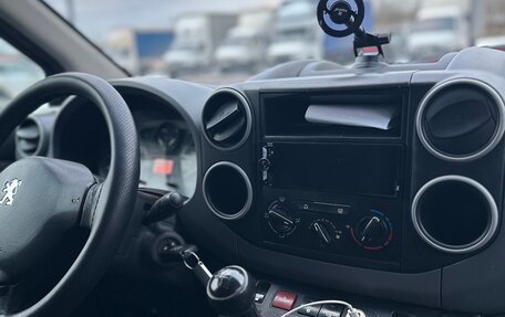 Peugeot Partner II рестайлинг 2, 2011 год, 520 000 рублей, 11 фотография