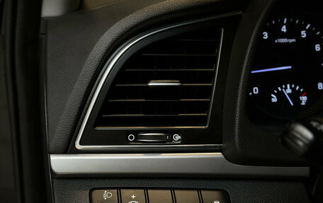 Hyundai Elantra VI рестайлинг, 2017 год, 1 450 000 рублей, 14 фотография