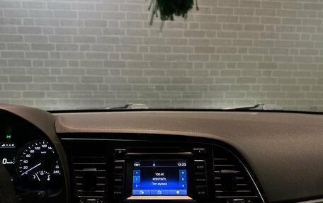 Hyundai Elantra VI рестайлинг, 2017 год, 1 450 000 рублей, 10 фотография