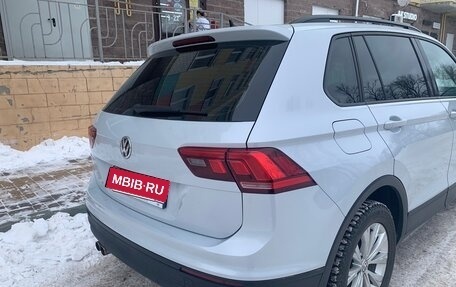 Volkswagen Tiguan II, 2019 год, 2 550 000 рублей, 1 фотография