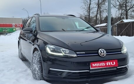 Volkswagen Golf VII, 2020 год, 2 000 000 рублей, 1 фотография