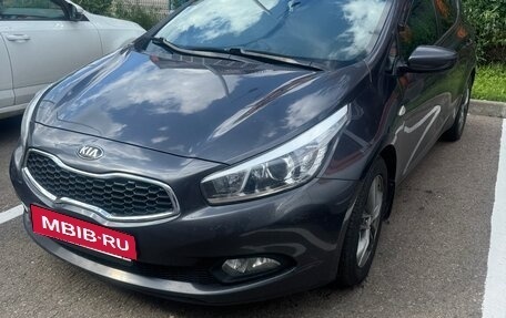KIA cee'd III, 2013 год, 950 000 рублей, 1 фотография