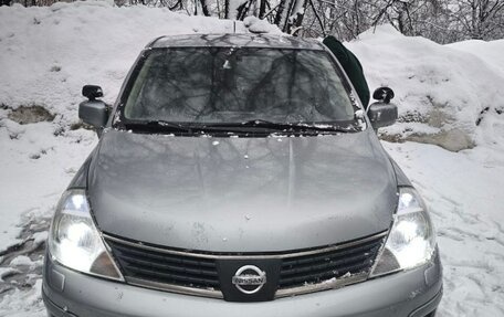 Nissan Tiida, 2010 год, 650 000 рублей, 4 фотография