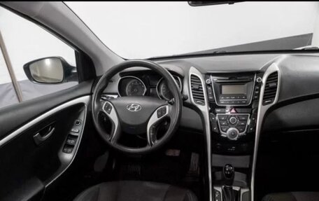 Hyundai i30 II рестайлинг, 2016 год, 1 300 000 рублей, 9 фотография