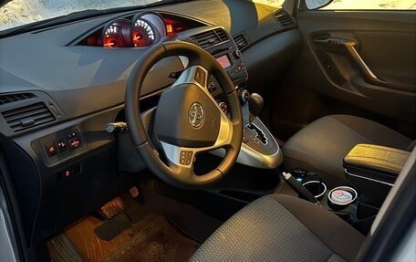 Toyota Verso I, 2014 год, 1 520 000 рублей, 10 фотография