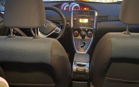 Toyota Verso I, 2014 год, 1 520 000 рублей, 11 фотография