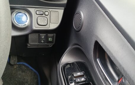 Toyota Aqua I, 2019 год, 1 360 000 рублей, 3 фотография