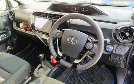 Toyota Aqua I, 2019 год, 1 360 000 рублей, 10 фотография