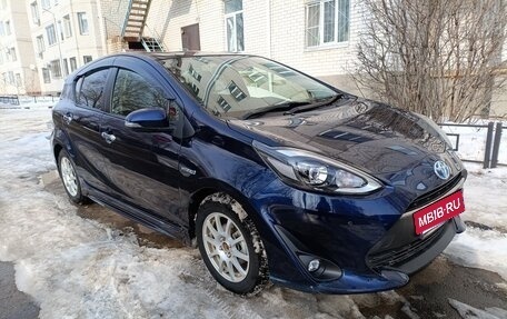 Toyota Aqua I, 2019 год, 1 360 000 рублей, 4 фотография