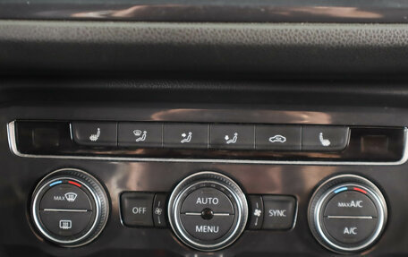 Volkswagen Tiguan II, 2019 год, 2 249 000 рублей, 21 фотография