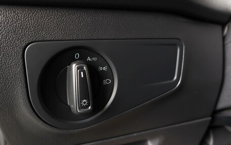 Volkswagen Tiguan II, 2019 год, 2 249 000 рублей, 24 фотография