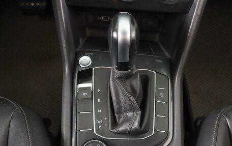 Volkswagen Tiguan II, 2019 год, 2 249 000 рублей, 23 фотография