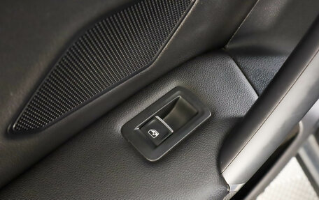 Volkswagen Tiguan II, 2019 год, 2 249 000 рублей, 27 фотография