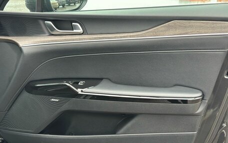 KIA K5, 2023 год, 3 250 000 рублей, 28 фотография