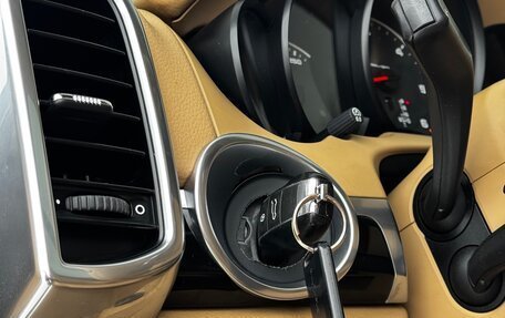 Porsche Cayenne III, 2011 год, 2 630 000 рублей, 26 фотография