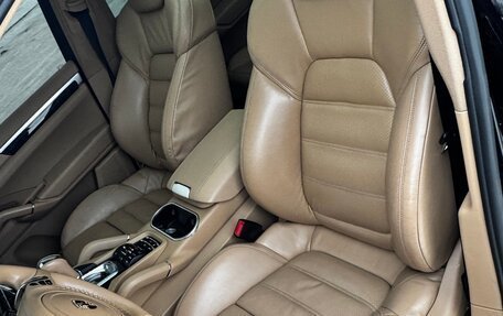 Porsche Cayenne III, 2011 год, 2 630 000 рублей, 30 фотография