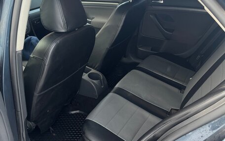 Volkswagen Jetta VI, 2007 год, 590 000 рублей, 9 фотография