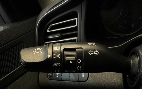 Hyundai Elantra VI рестайлинг, 2020 год, 1 569 000 рублей, 14 фотография