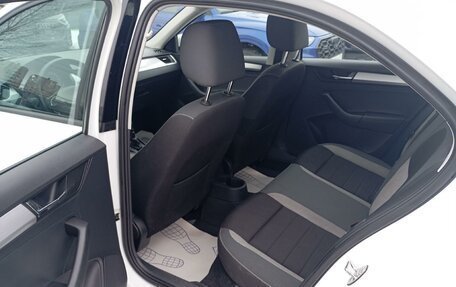 Skoda Rapid I, 2019 год, 1 200 000 рублей, 14 фотография