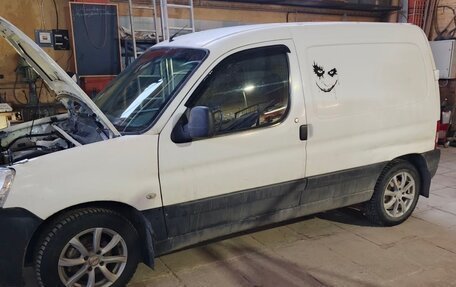 Peugeot Partner II рестайлинг 2, 2008 год, 246 000 рублей, 1 фотография