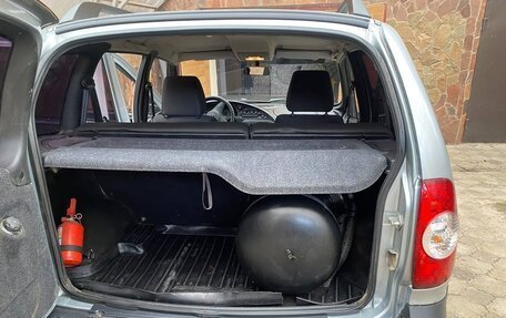 Chevrolet Niva I рестайлинг, 2015 год, 629 000 рублей, 8 фотография