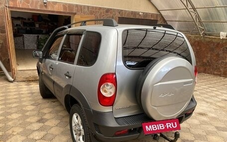 Chevrolet Niva I рестайлинг, 2015 год, 629 000 рублей, 4 фотография