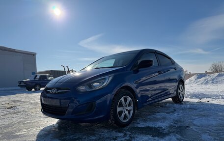 Hyundai Solaris II рестайлинг, 2011 год, 629 000 рублей, 3 фотография