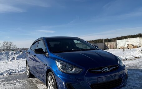 Hyundai Solaris II рестайлинг, 2011 год, 629 000 рублей, 8 фотография