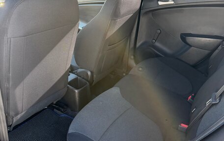 Hyundai Solaris II рестайлинг, 2011 год, 629 000 рублей, 10 фотография