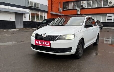 Skoda Rapid I, 2018 год, 700 000 рублей, 12 фотография