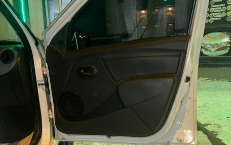 Renault Logan I, 2013 год, 400 000 рублей, 7 фотография