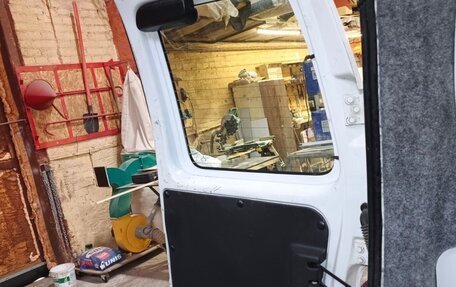 Peugeot Partner II рестайлинг 2, 2008 год, 246 000 рублей, 15 фотография