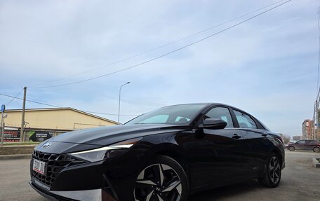 Hyundai Elantra, 2022 год, 2 070 000 рублей, 2 фотография