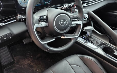 Hyundai Elantra, 2022 год, 2 070 000 рублей, 14 фотография