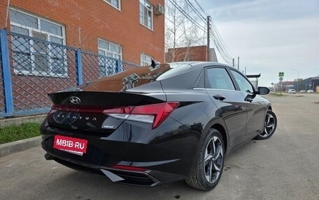 Hyundai Elantra, 2022 год, 2 070 000 рублей, 6 фотография