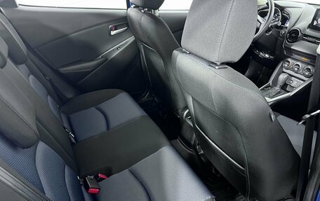 Toyota Yaris III рестайлинг, 2019 год, 1 610 000 рублей, 11 фотография