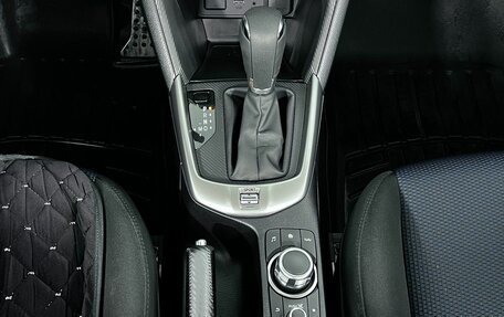 Toyota Yaris III рестайлинг, 2019 год, 1 610 000 рублей, 16 фотография