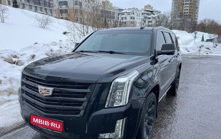 Cadillac Escalade IV, 2015 год, 3 980 000 рублей, 1 фотография