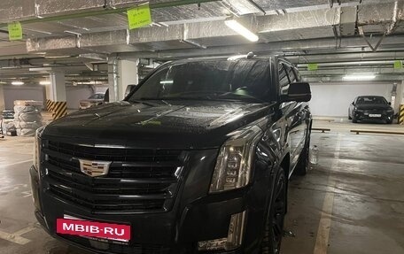 Cadillac Escalade IV, 2015 год, 3 980 000 рублей, 13 фотография
