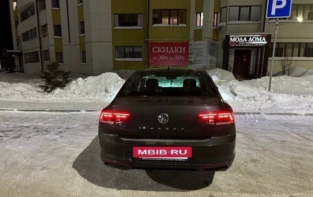 Volkswagen Passat B8 рестайлинг, 2020 год, 2 999 999 рублей, 6 фотография