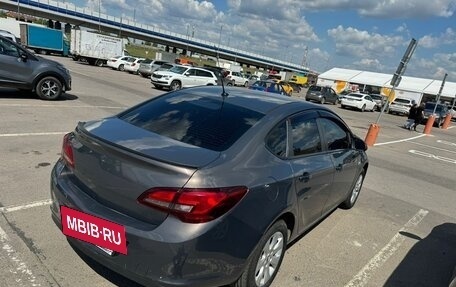 Opel Astra J, 2015 год, 850 000 рублей, 3 фотография