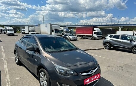 Opel Astra J, 2015 год, 850 000 рублей, 5 фотография