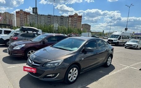 Opel Astra J, 2015 год, 850 000 рублей, 4 фотография