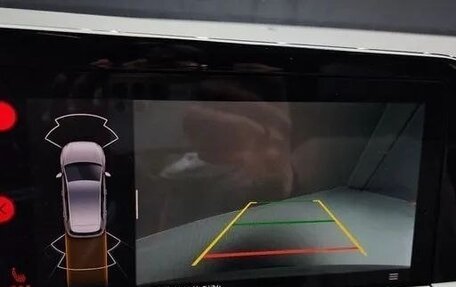 Volkswagen Golf VIII, 2021 год, 2 700 000 рублей, 19 фотография