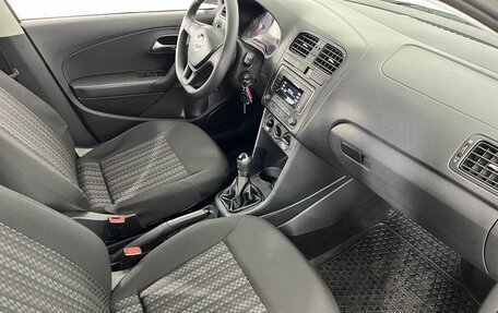 Volkswagen Polo VI (EU Market), 2018 год, 890 000 рублей, 13 фотография