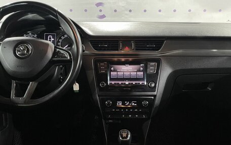 Skoda Rapid I, 2018 год, 1 150 000 рублей, 16 фотография