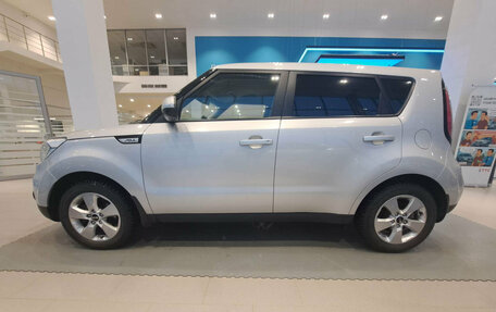 KIA Soul II рестайлинг, 2018 год, 1 605 000 рублей, 10 фотография