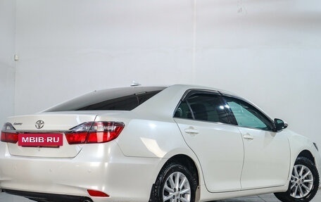 Toyota Camry, 2017 год, 2 069 000 рублей, 7 фотография